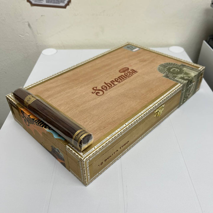 Sobremesa Solita Toro