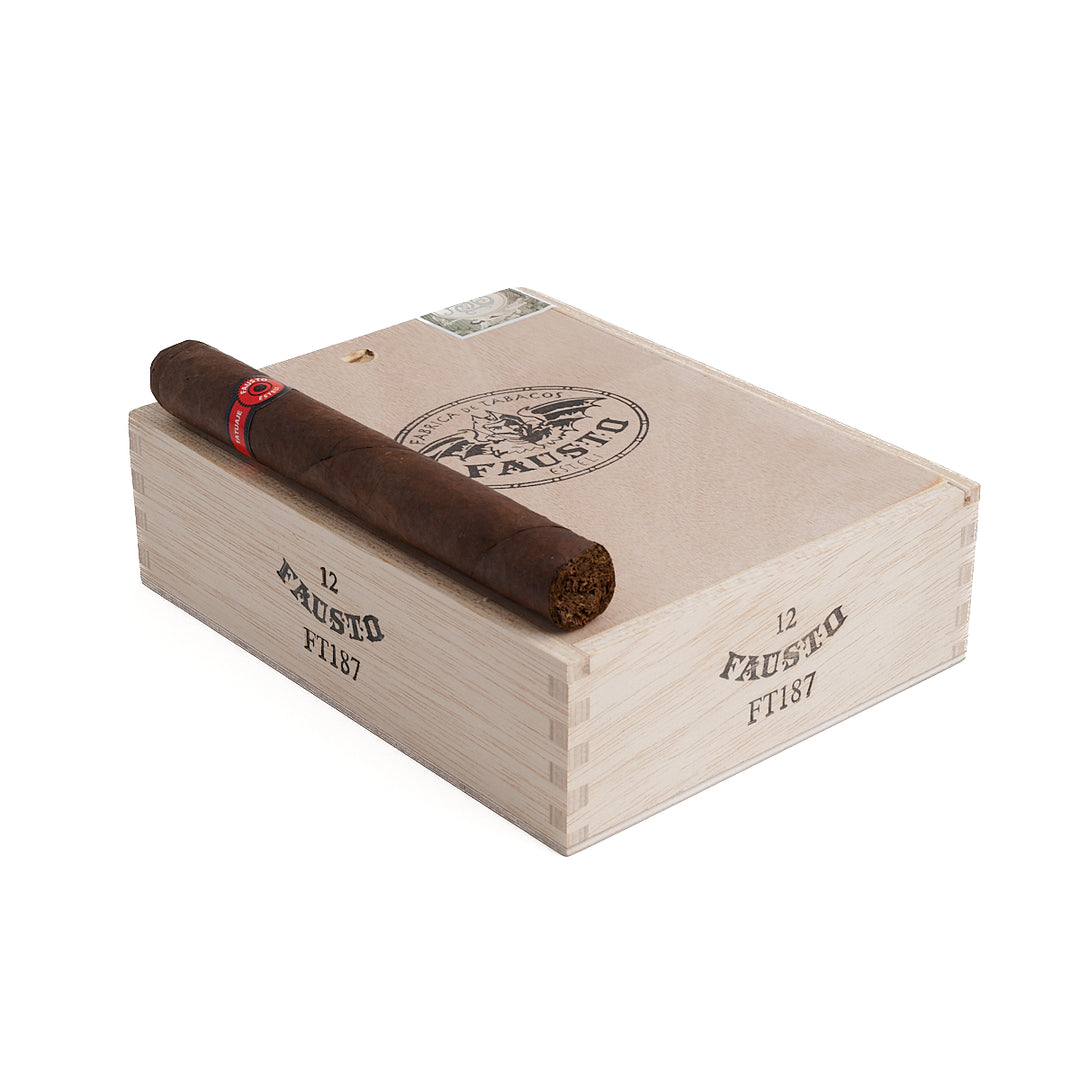 Tatuaje Fausto FT187
