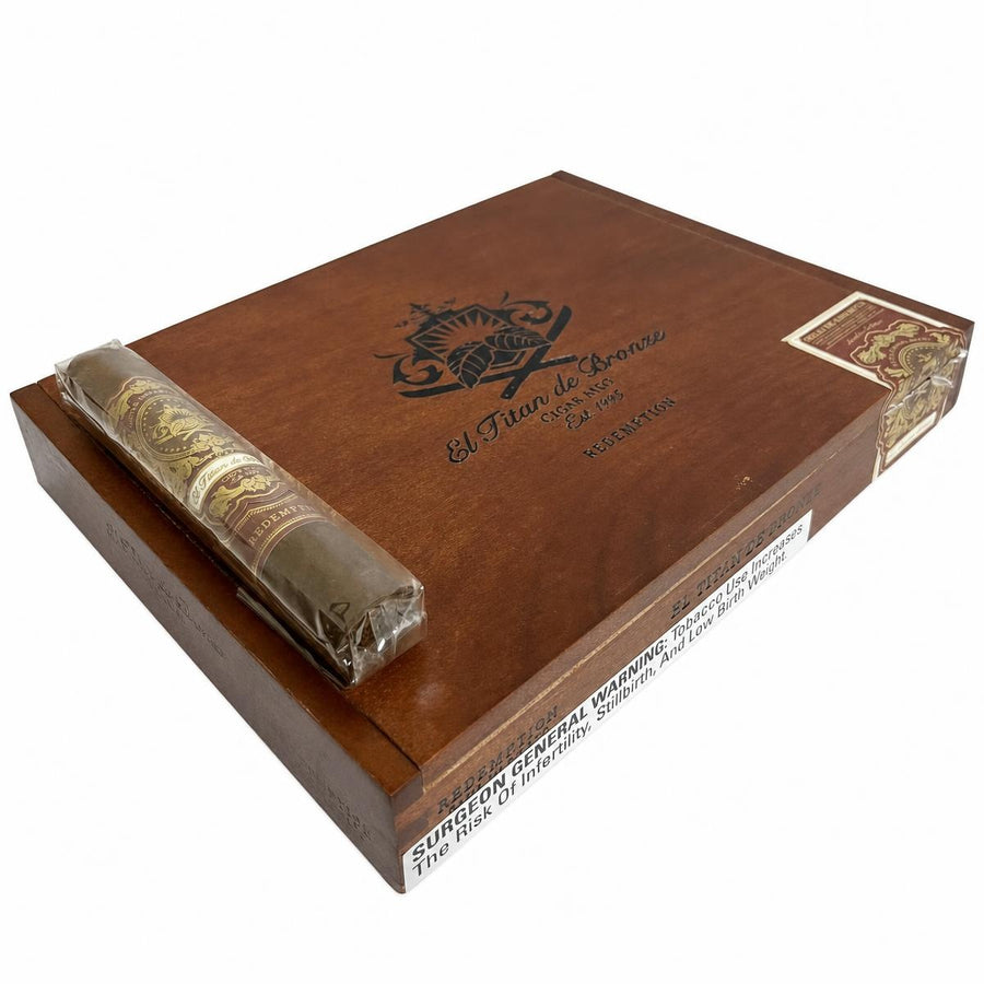 El Titan de Bronze Redemption Robusto AI product photo
