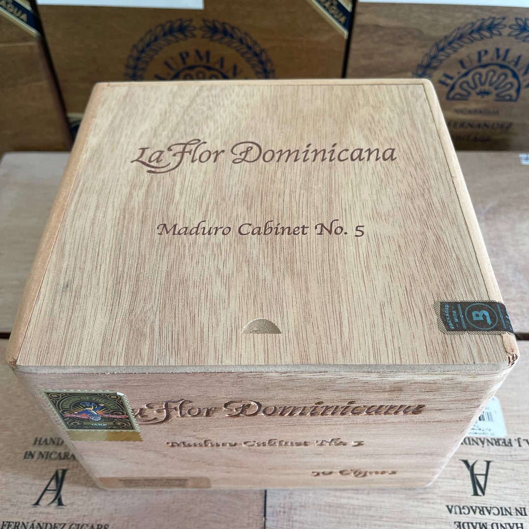 La Flor Dominicana Cabinet Maduro # 5