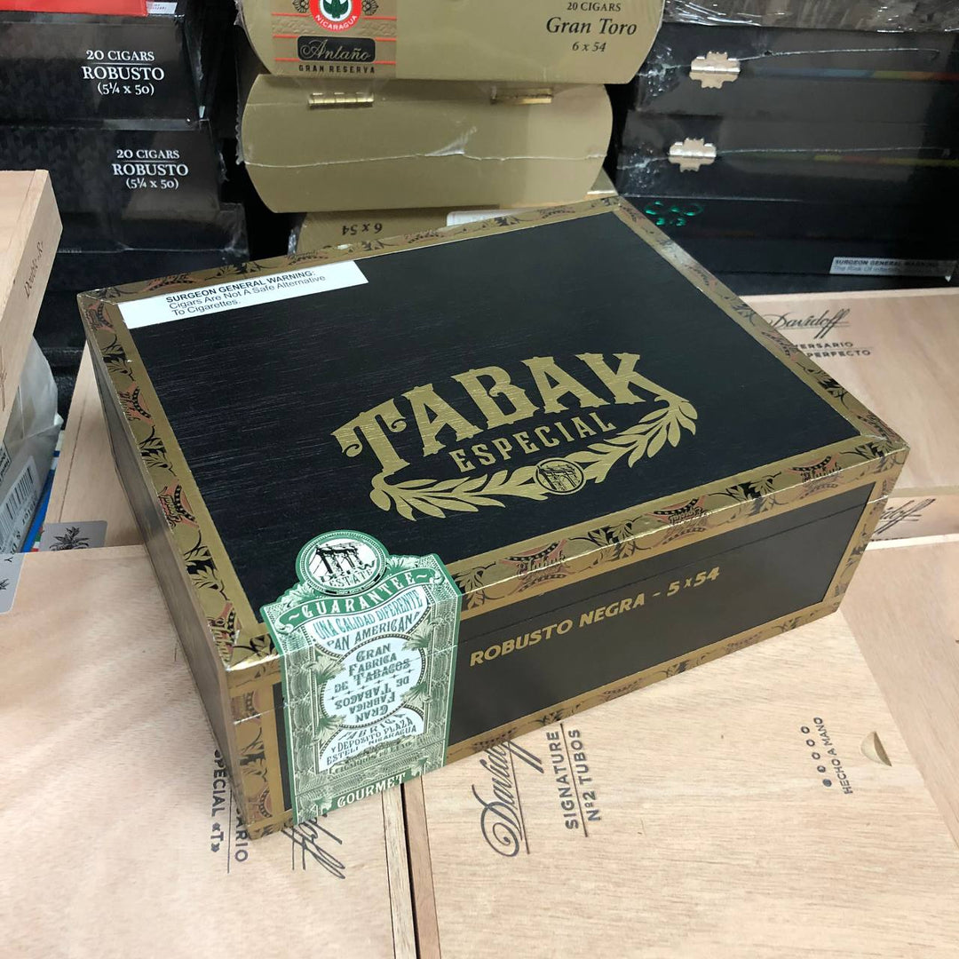 Tabak Especial Robusto Negra