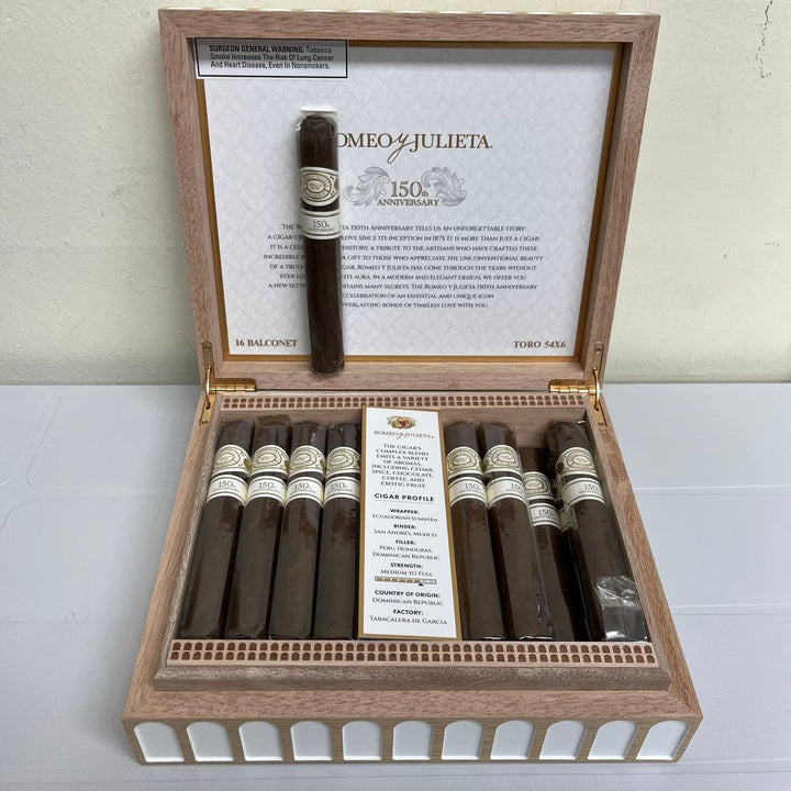 Romeo y Julieta 150th Anniversary Balconet