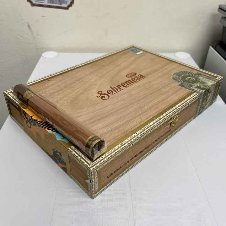 Sobremesa Solita Churchill en Cedros