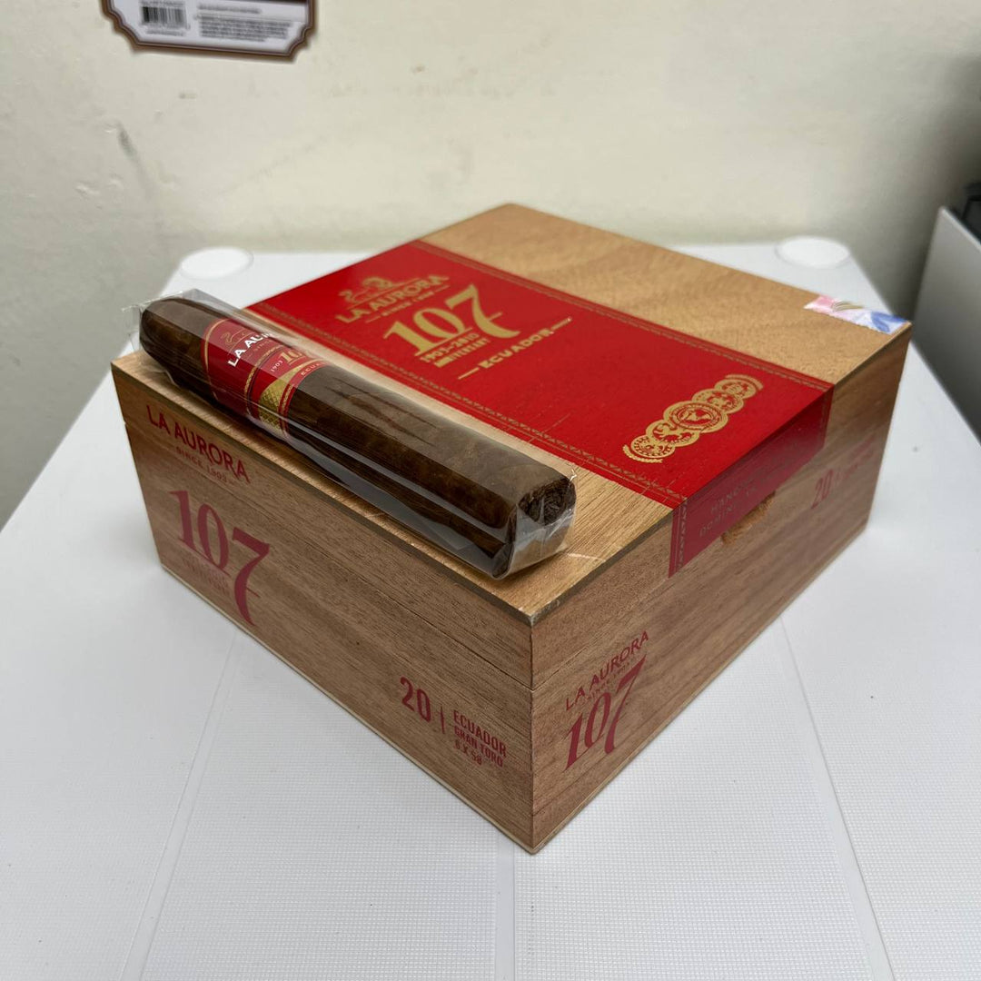 La Aurora 107 Ecuador Gran Toro