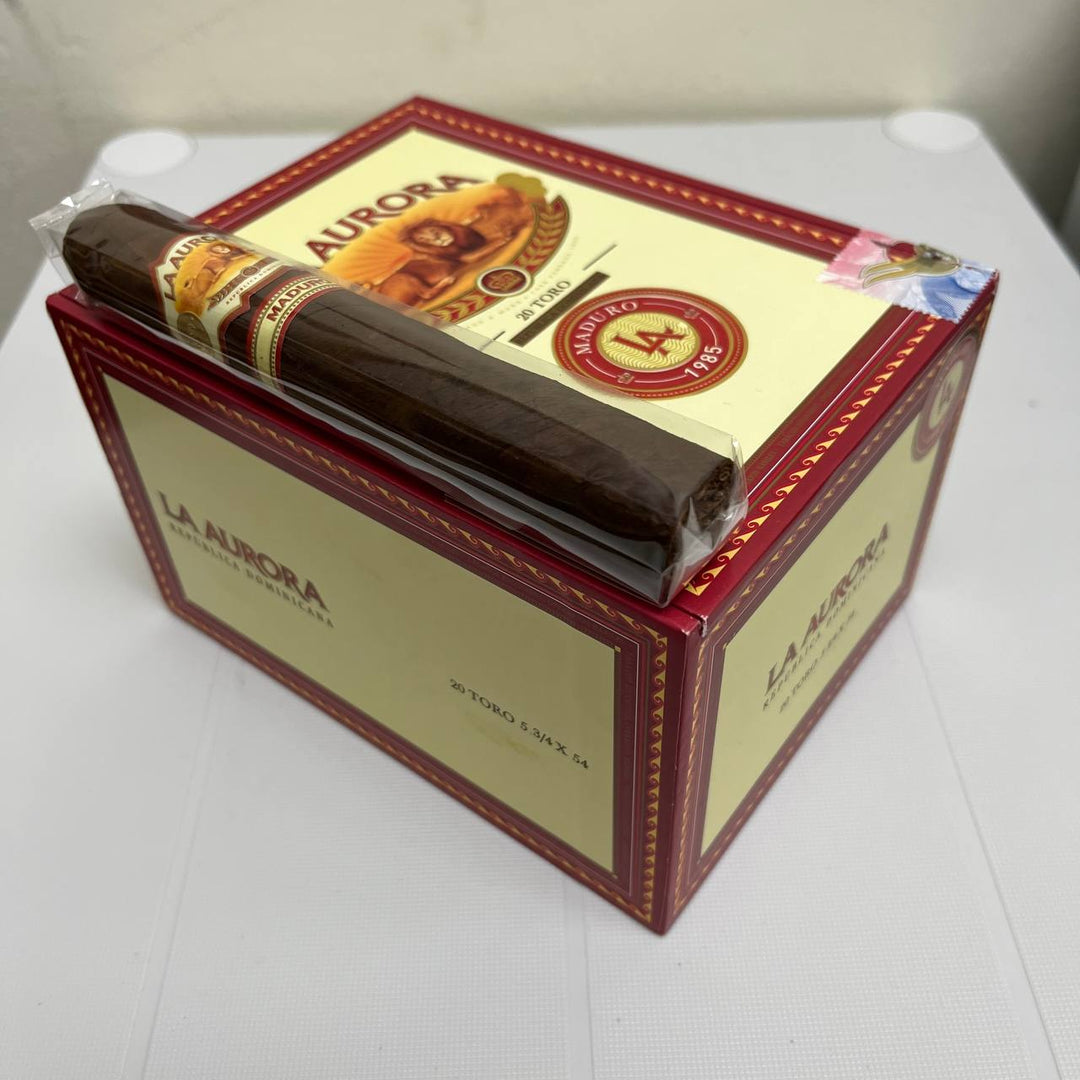 La Aurora 1985 Maduro Toro