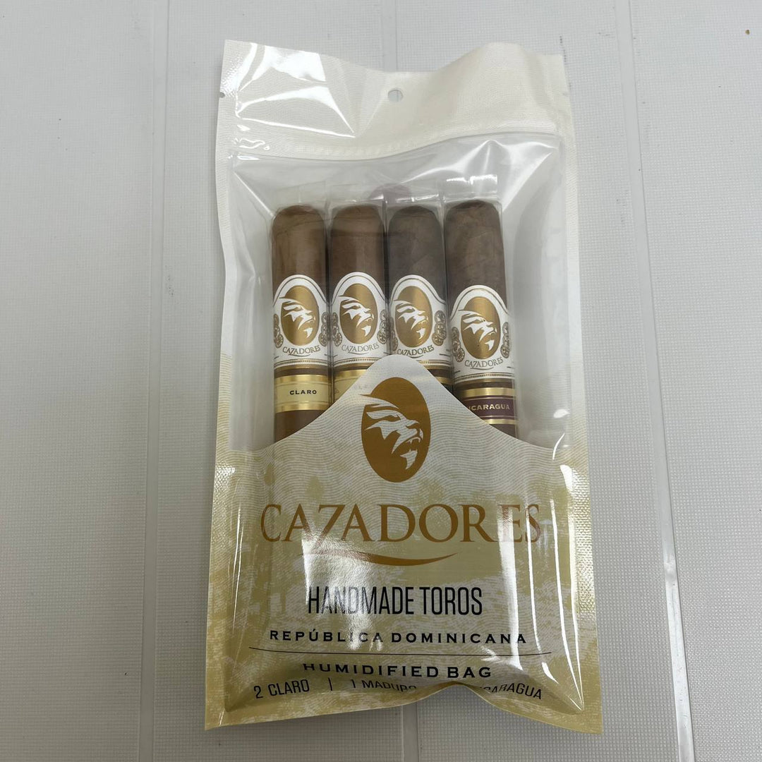 La Aurora Cazadores Toro Sampler Fresh Pack