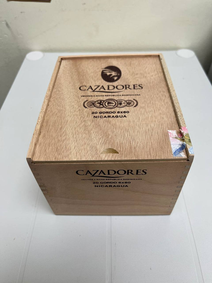 La Aurora Cazadores Nicaragua Gordo