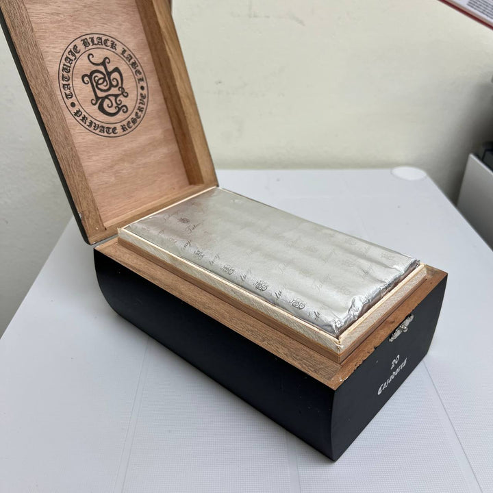Tatuaje Black Label Cazadores