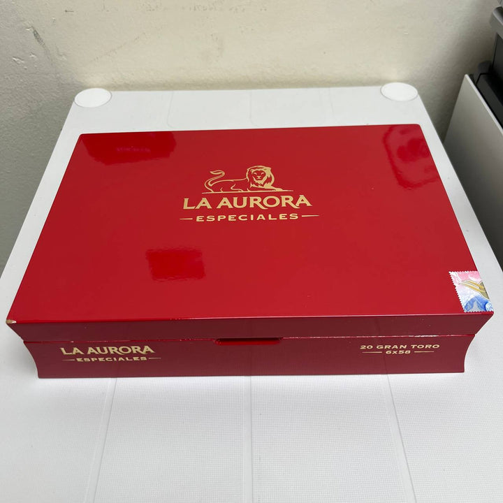 La Aurora Especiales Gran Toro