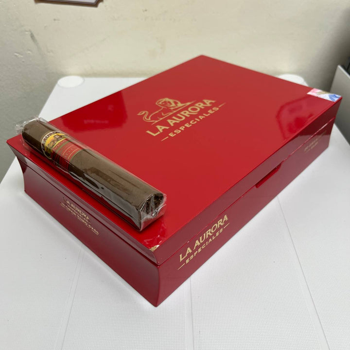 La Aurora Especiales Gran Toro