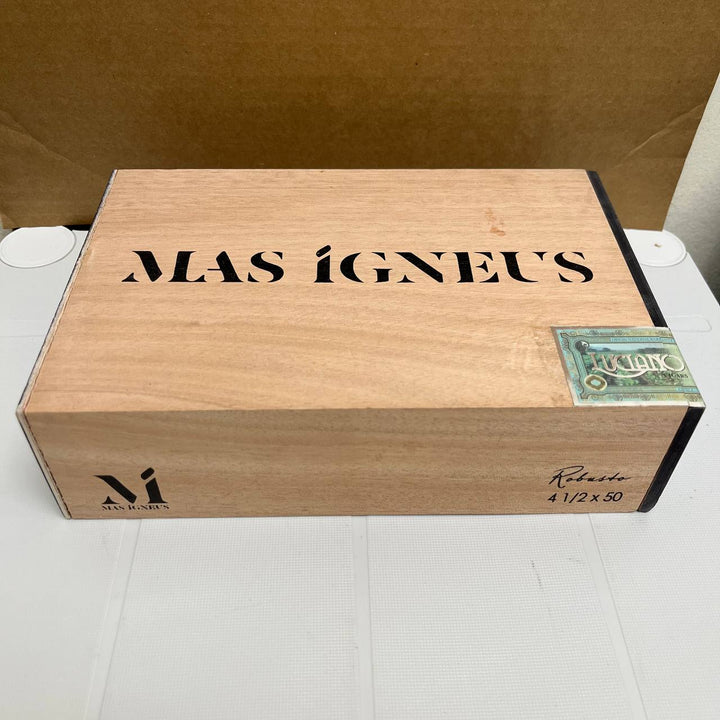Luciano Mas Igneus Robusto