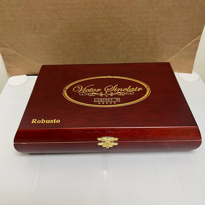 Victor Sinclair Cabinet 99 Connecticut  Robusto