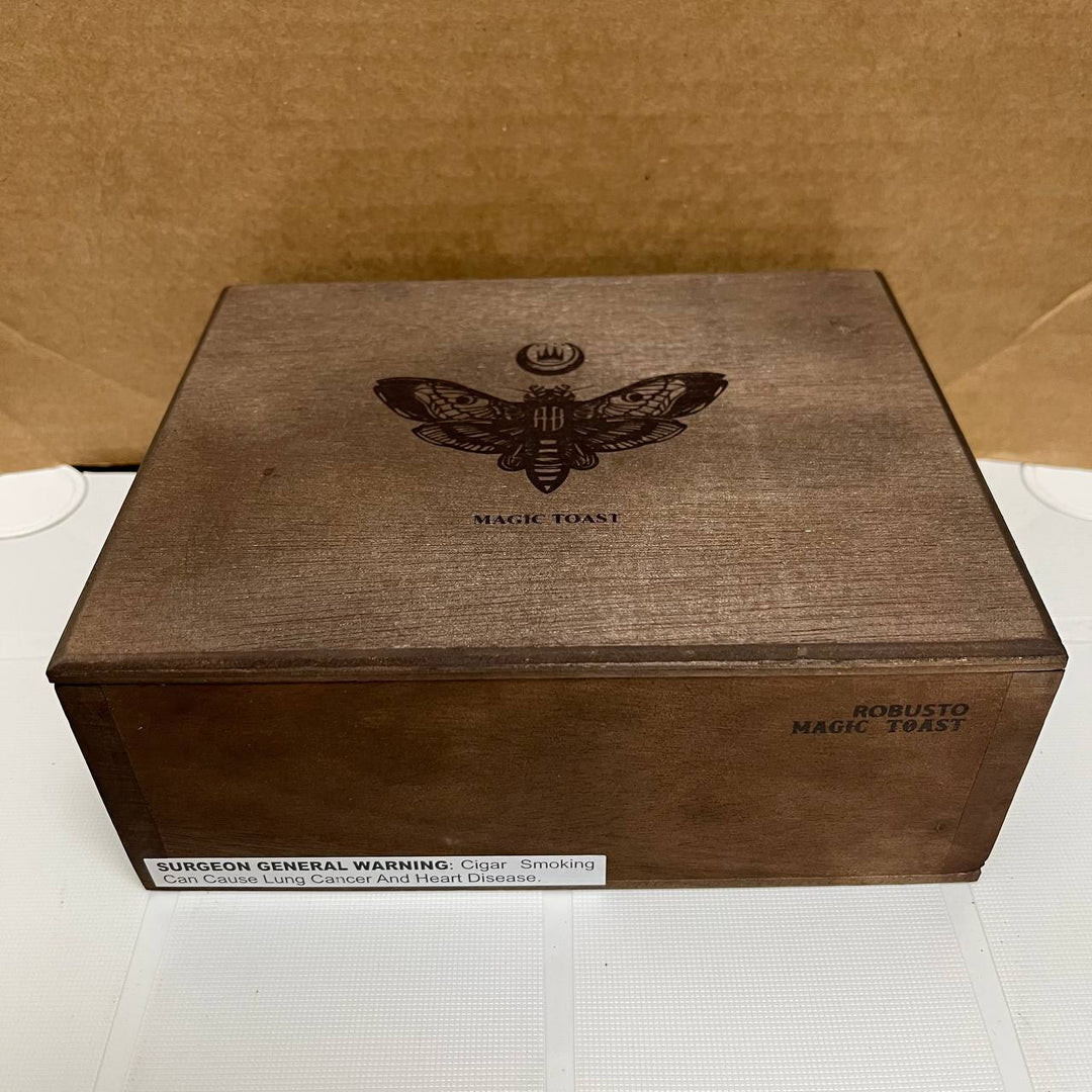 Alec Bradley Magic Toast Robusto