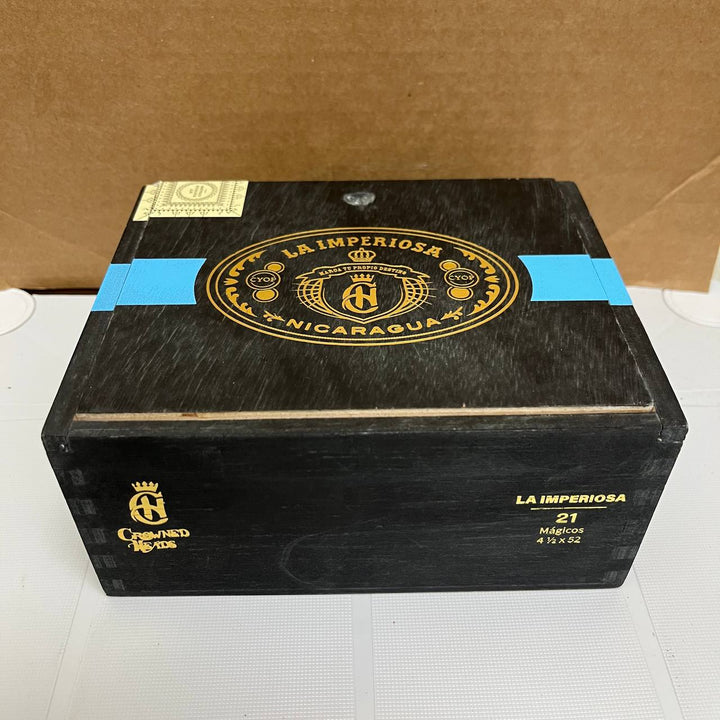 Crowned Heads La Imperiosa Magicos