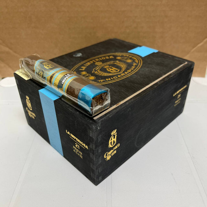 Crowned Heads La Imperiosa Magicos