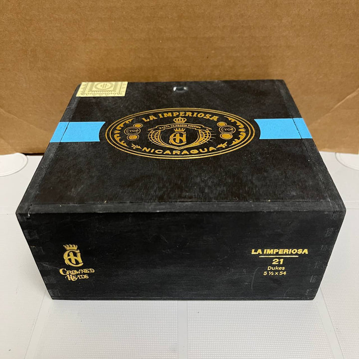 Crowned Heads La Imperiosa Dukes