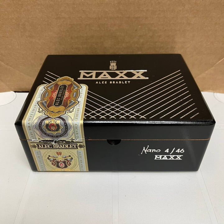 Alec Bradley MAXX Nano