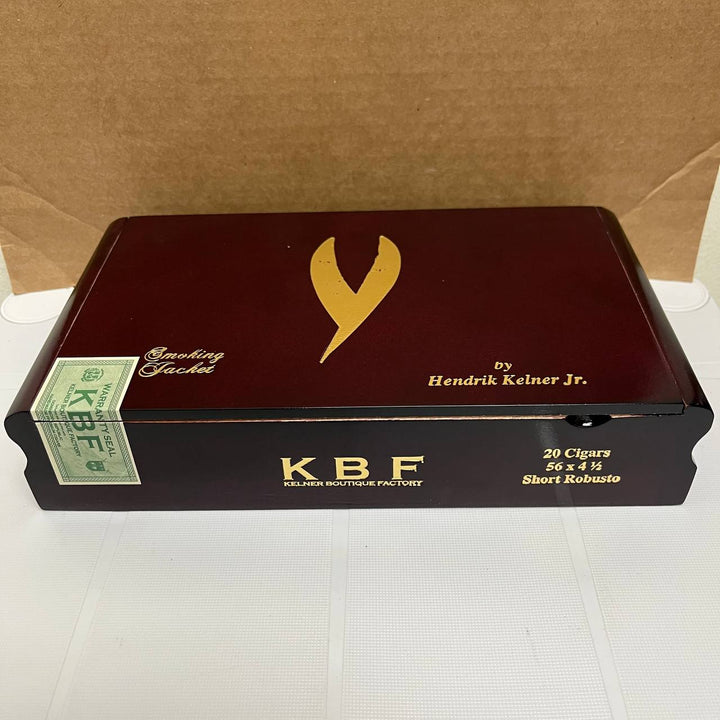 Smoking Jacket Short Robusto