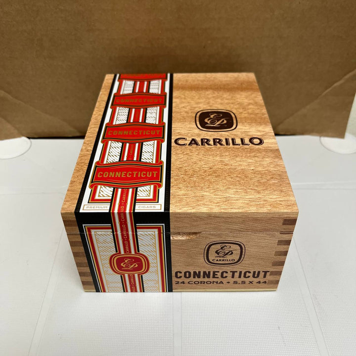 E.P. Carrillo Essence Connecticut Corona