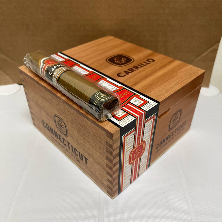 E.P. Carrillo Essence Connecticut Robusto