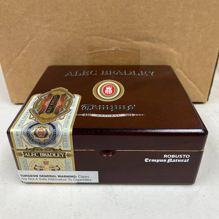 Alec Bradley Tempus Robusto