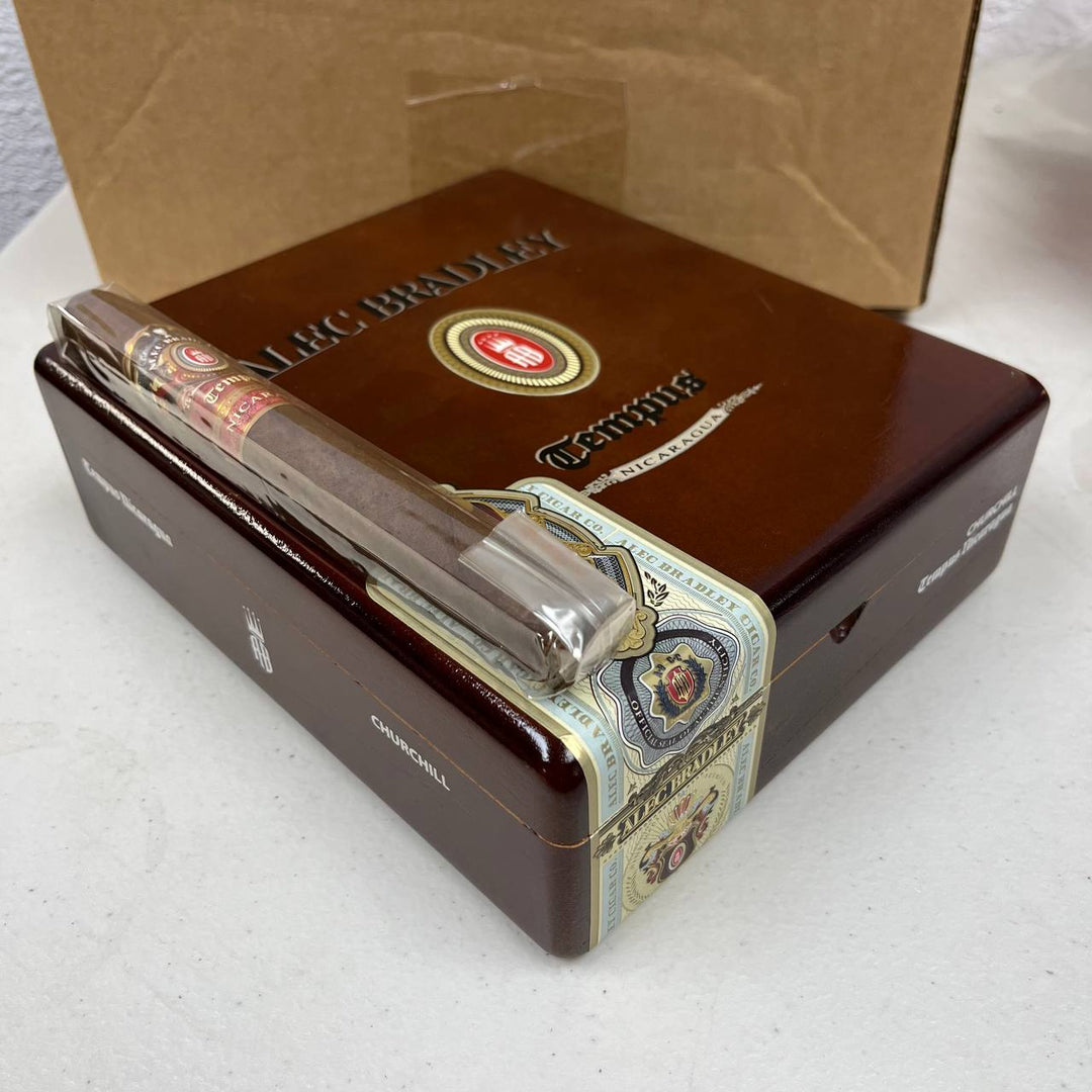 Alec Bradley Tempus Nicaragua Churchill