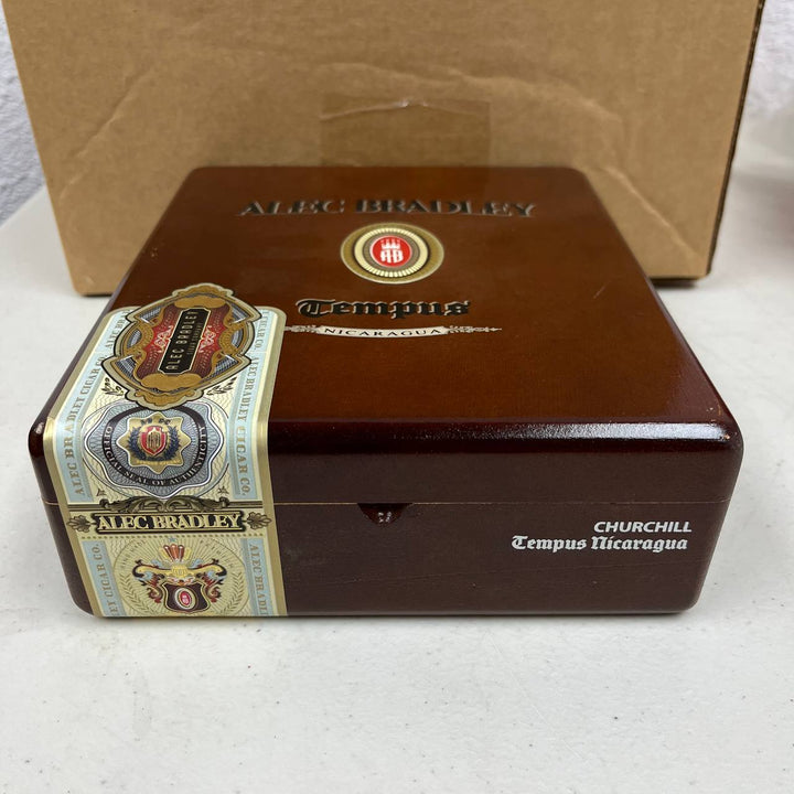 Alec Bradley Tempus Nicaragua Churchill