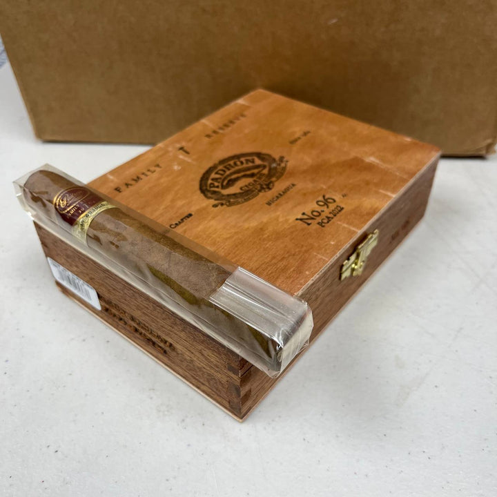 Padron Family Reserve No. 96 Natural