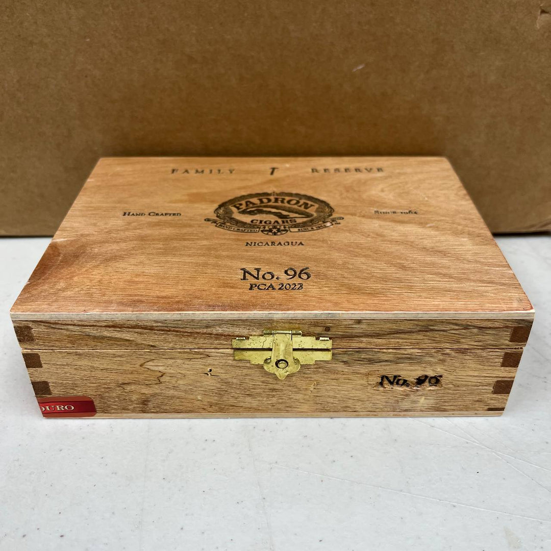Padron Family Reserve No. 96 Maduro
