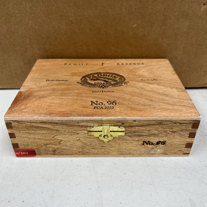 Padron Family Reserve No. 96 Maduro