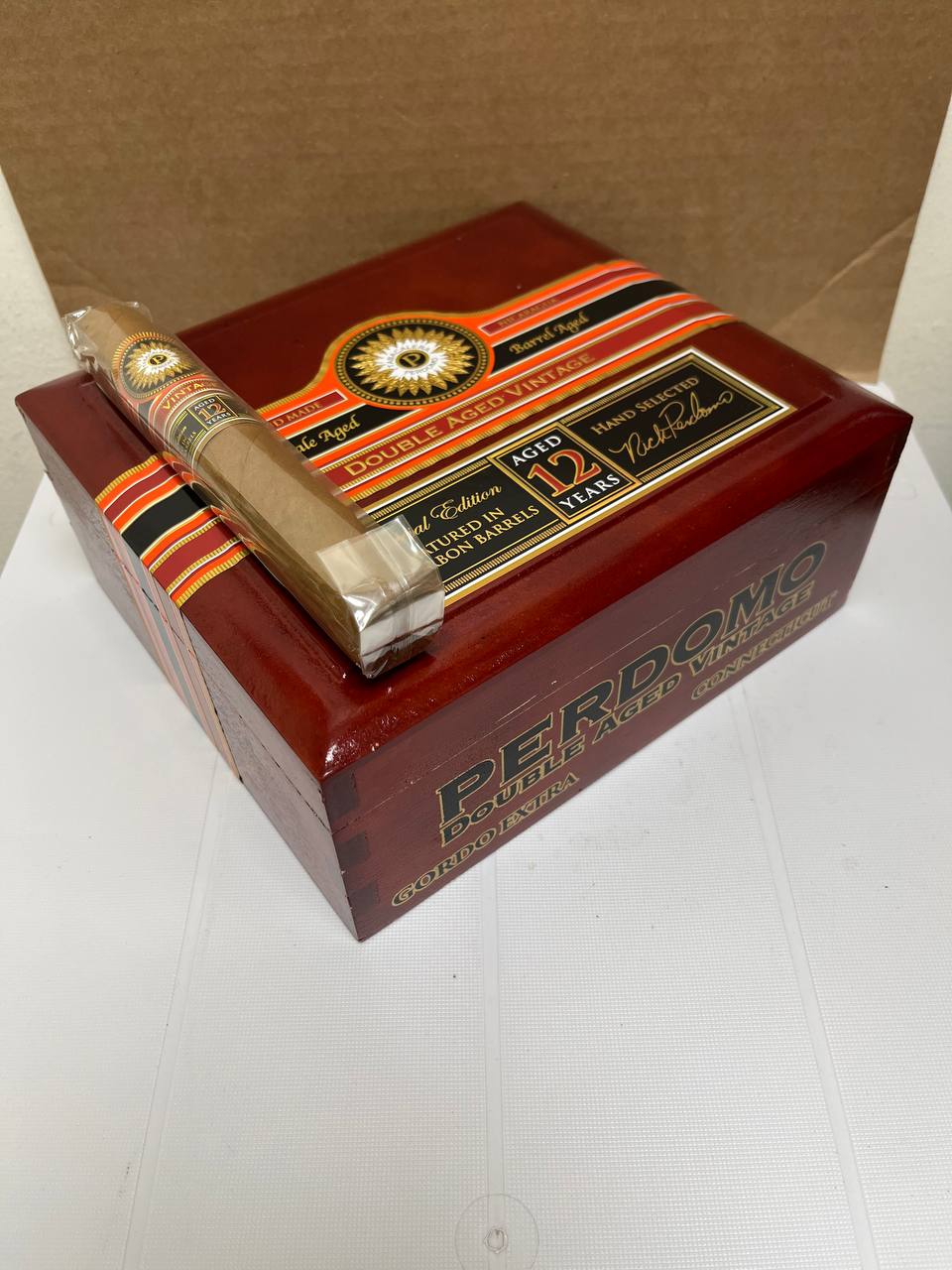 Perdomo Double Aged 12 Year Vintage Connecticut Gordo Extra