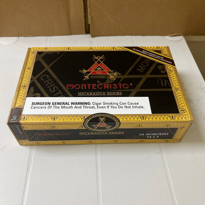 蒙特尼加拉瓜AJ费尔南德斯罗布图