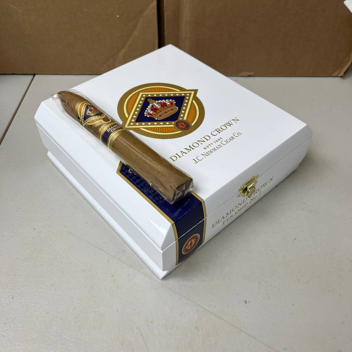 Diamond Crown #7 Pyramid