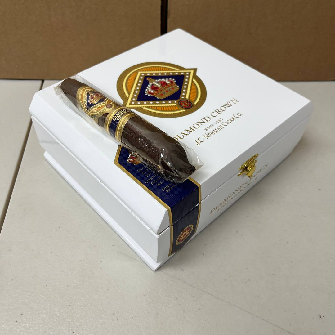 Diamond Crown Maduro #6 Figurado