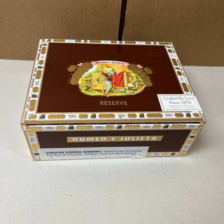 Romeo Y Julieta Reserve Toro