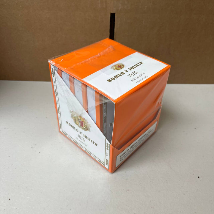 Romeo Y Julieta 1875 Nicaragua Petit Bully Tin