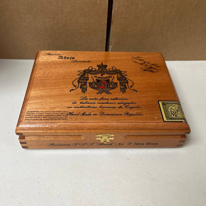 富恩特陈年典藏77号鲨鱼眼鱼雷