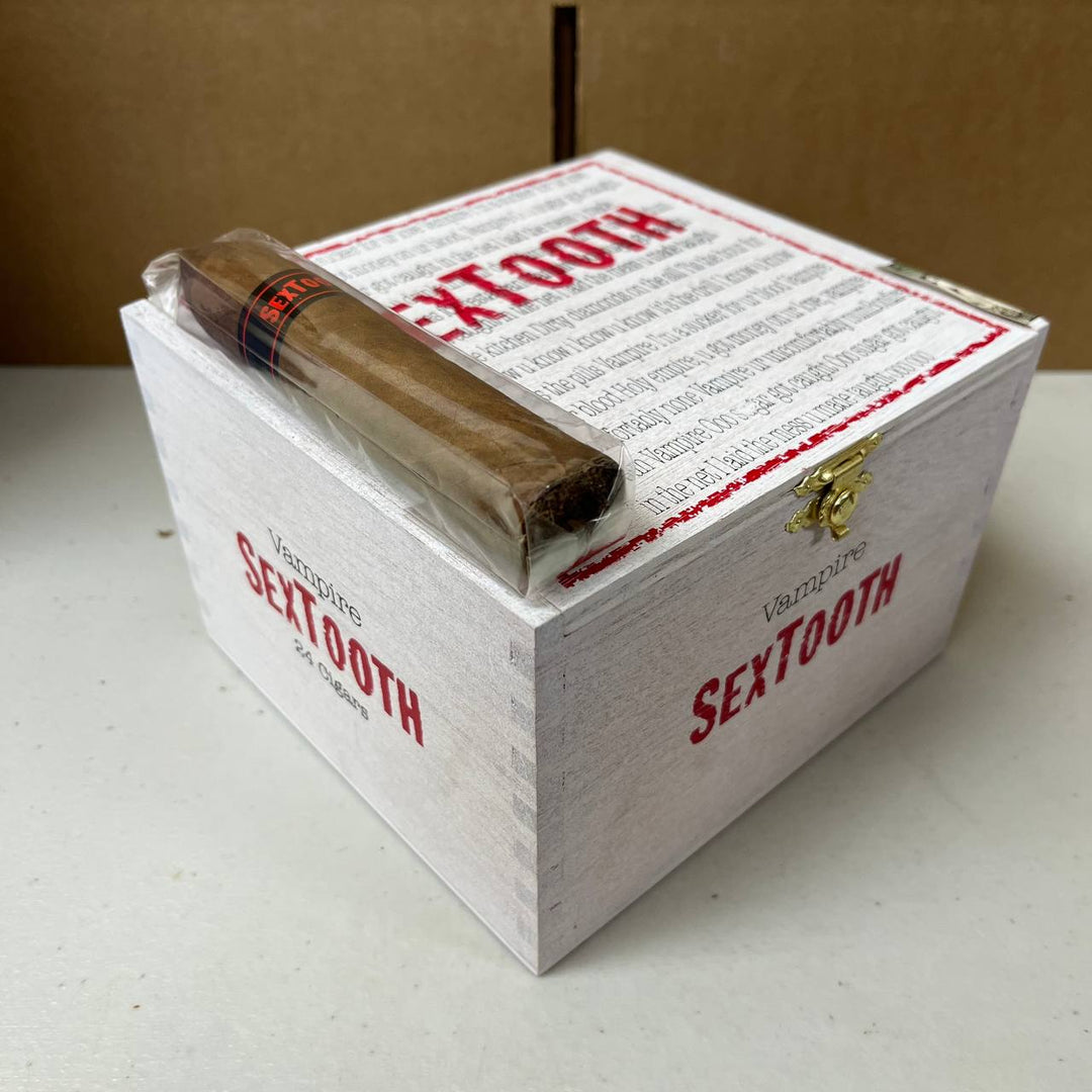 Tatuaje Sextooth Vampire