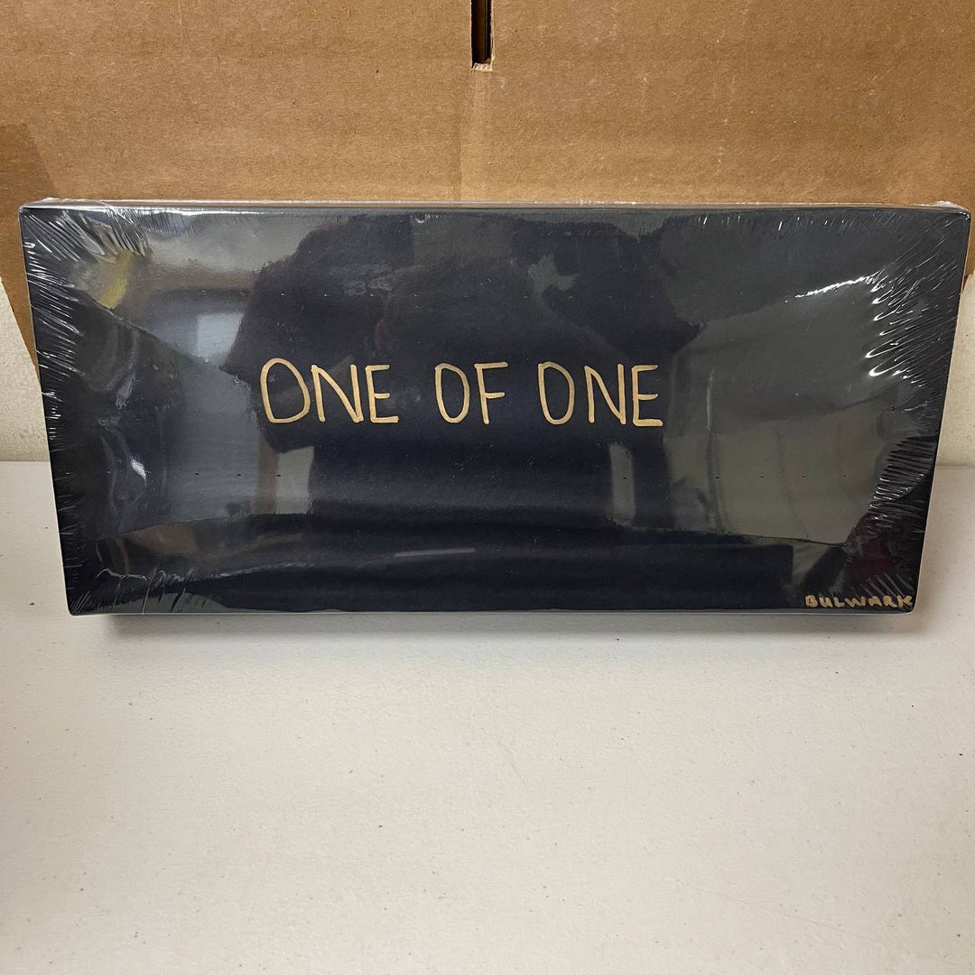 Viaje One of One Bulwark