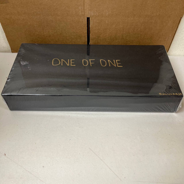 Viaje One of One Bulwark