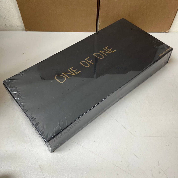 Viaje One of One Bulwark