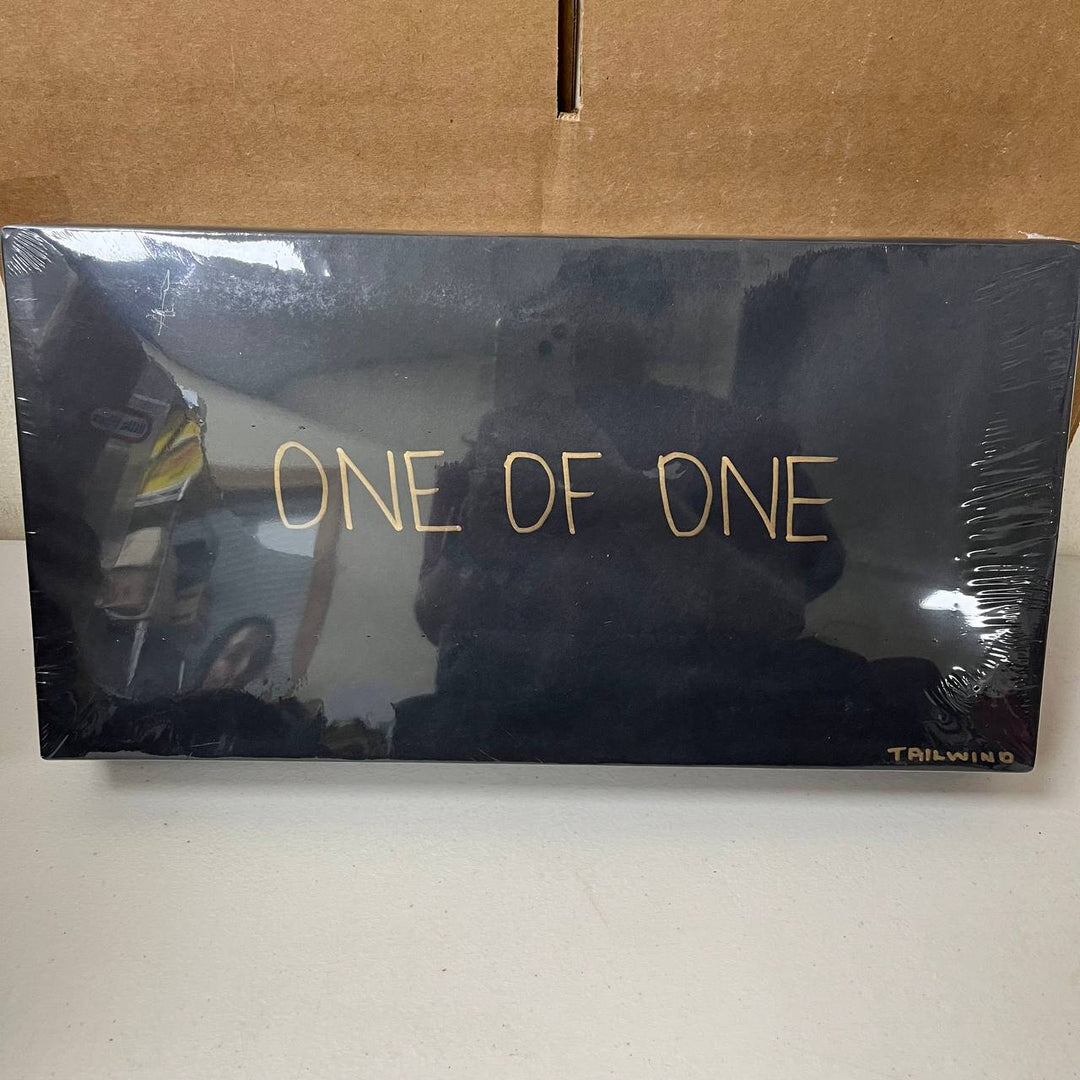 Viaje One of One Tailwind