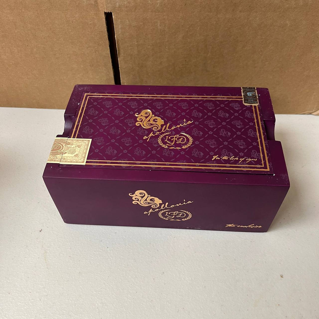 La Flor Dominicana Apollonia TAA 2025