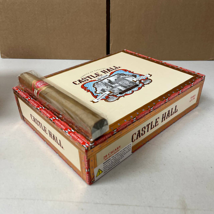 Gurkha Castle Hall Dominican Toro