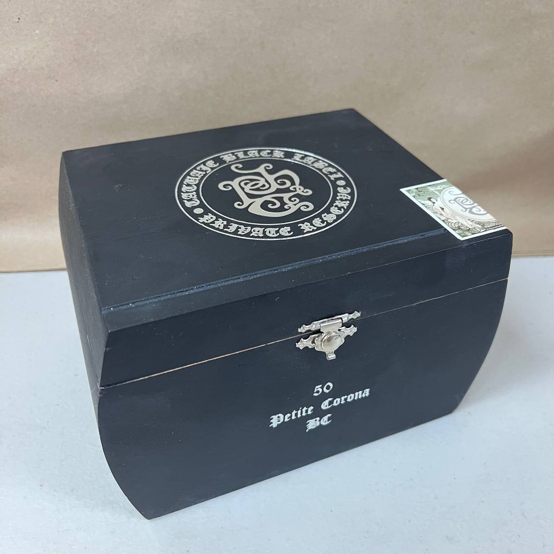 Tatuaje Black Label Petite Corona