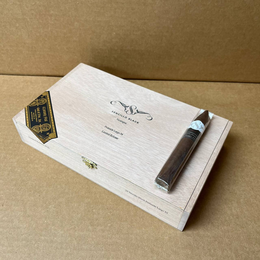 Sencillo Black Piramide Largo 54