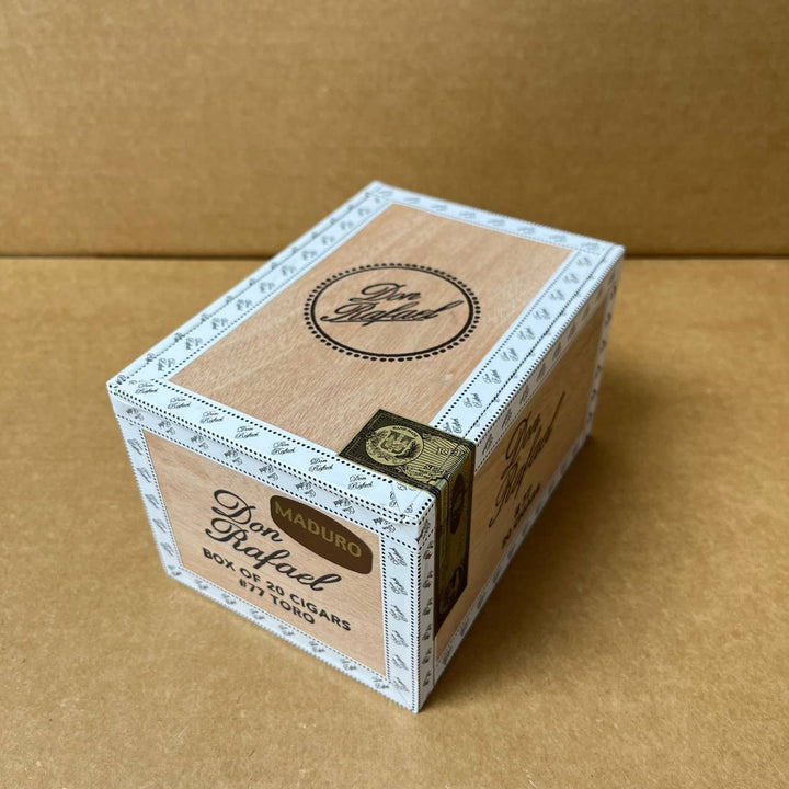 Don Rafael Maduro #77 Toro