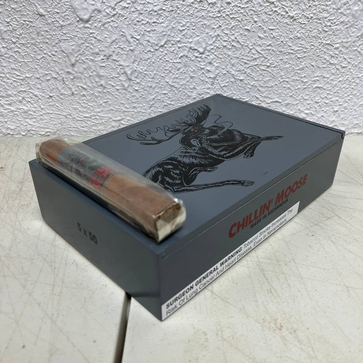 Chillin' Moose Robusto