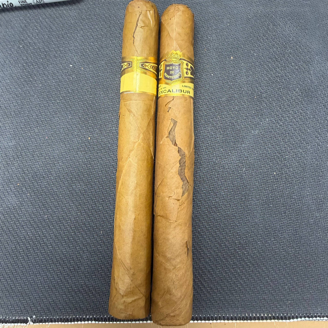 Hoyo De Monterrey Excalibur #1 Natural Churchill Damaged