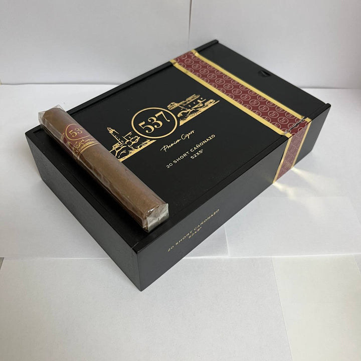 IGM 537 Toro / Short Canonazo